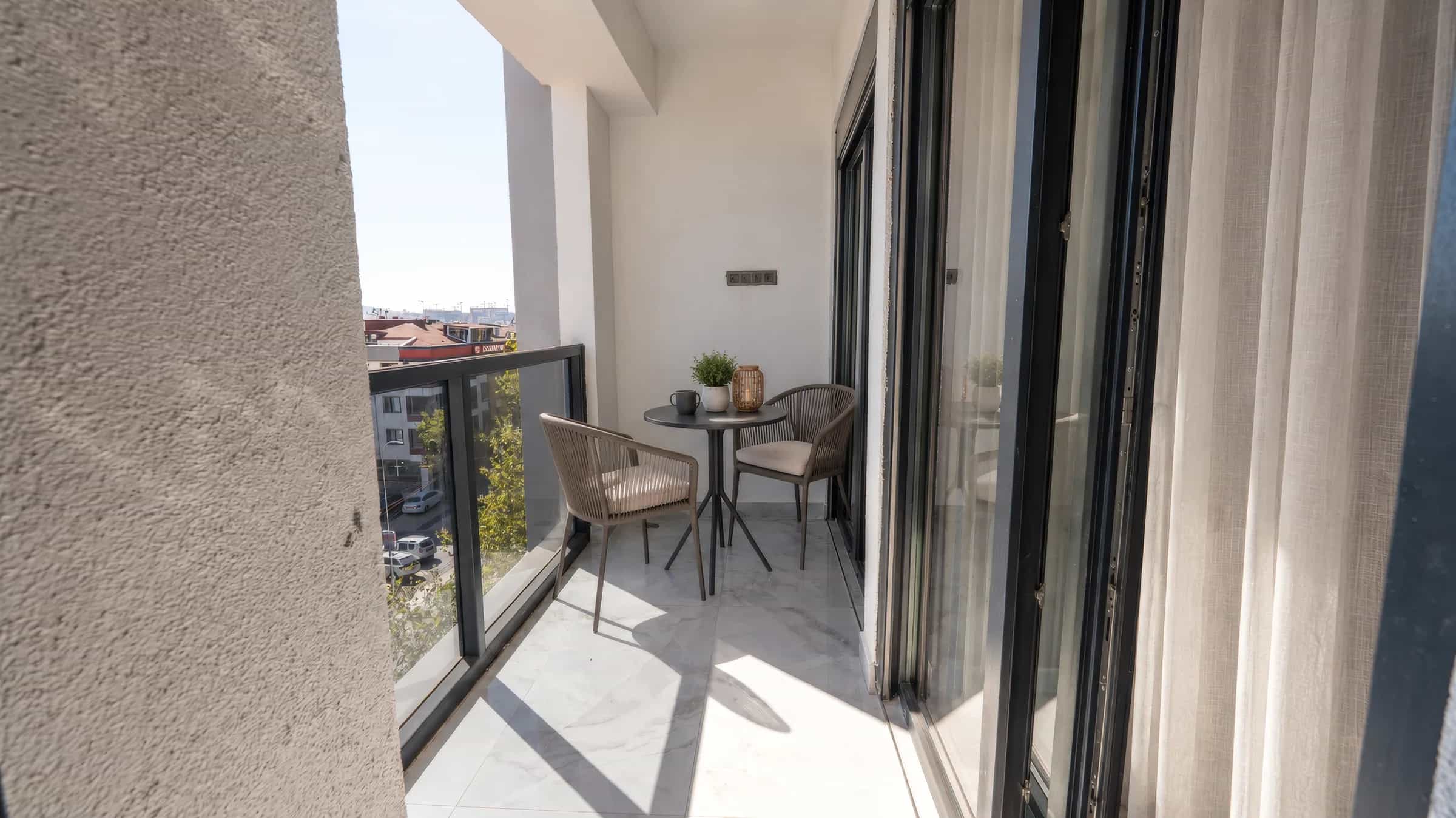 Sancaktepe 25 Japon Konutları B2 Blok 4+1 daire — Balkon